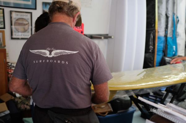 Skip Frye スキップフライ Frye Wings サーフィン グレー×ブルー Tシャツ ポケットT シャツ Sサイズ ステッカー付き カリフォルニア 老舗サーフボードブランド