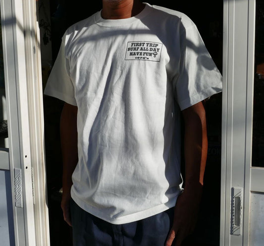 First Trip Surf All Day ファーストトリップ バニラホワイト オリジナル Tシャツ 新品 アパレル
