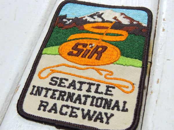 SIRドラッグレース SEATTLE INTERNATIONAL RACEWAY ホットロッド カスタムカー バイクデッドッストック ヴィンテージ ワッペン 刺繍ワッペン USA アメ車