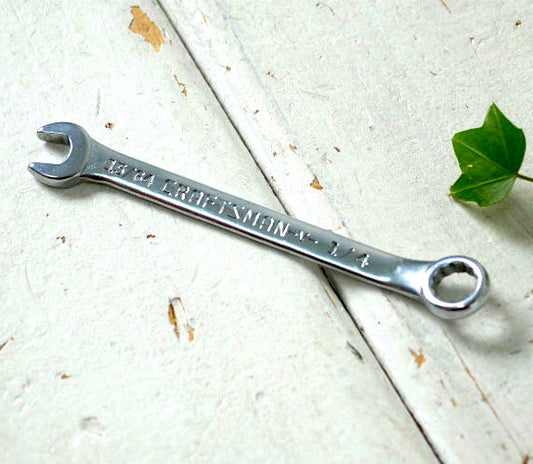 CRAFTSMAN クラフトマン DIY ヴィンテージ 15/64 CRAFTSMAN-V- 1/4 コンビネーションレンチ スパナ 工具・ガレージ 工業系 キーホルダー アメ車