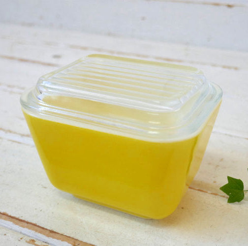 PYREX オールド パイレックス イエロー レフケース レフジレーターケース 保存容器 Sサイズ 食器