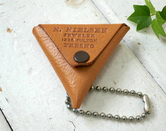 USA カリフォルニア 革製 FRESNO デッドストック ビンテージ 1940's~1950's アドバタイジング・レザー・コインケース キーホルダー