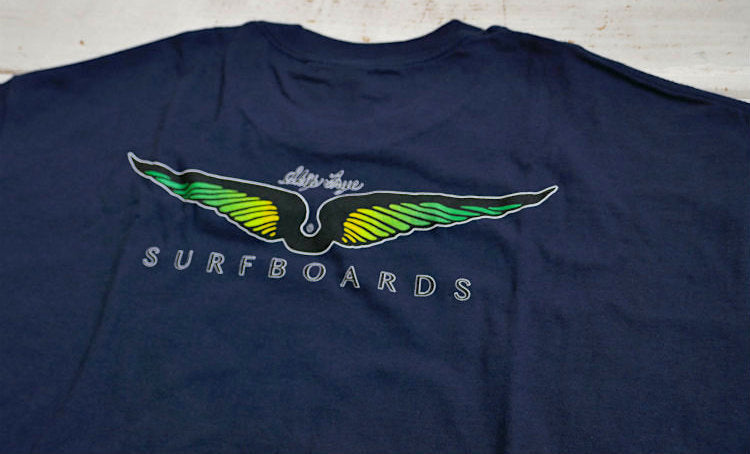 Skip Frye スキップフライ Frye Wings サーフィン ネイビー×グリーン Tシャツ ポケットTシャツ Mサイズ　ステッカー付き カリフォルニア  老舗　サーフボードブランド