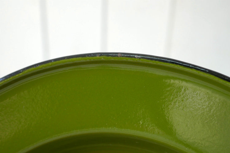 レトロ グリーン 琺瑯 ホーロー製 ヴィンテージ 皿 プレート 食器 キャンプ アウトドア USA ①