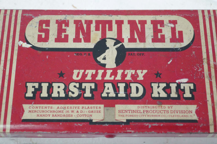 SENTINEL Utility First Aid Kit 兵士 ティン製 40's ヴィンテージ ファーストエイドキット 救急箱 ティン缶 USA
