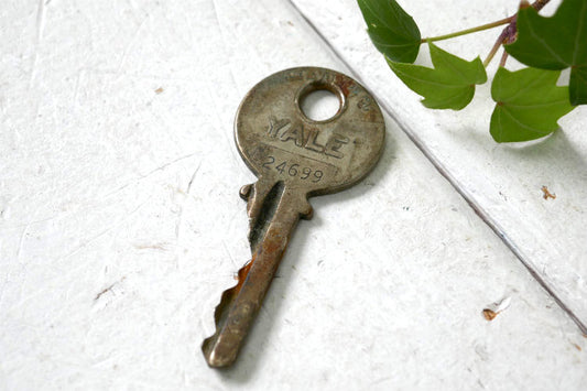 YALE 24699 ヴィンテージ Key 古鍵 鍵 キー アンティーク&ヴィンテージ