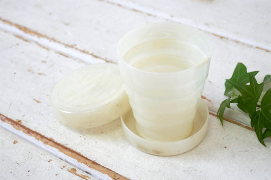 レトロ ベークライト 携帯用 トラベル用 キャンプ 折りたたみ式 ヴィンテージ カップ ポケットカップ USA