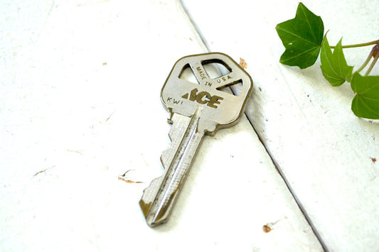 ACE ヴィンテージ KEY USA 真鍮製 キー 鍵 アメリカンビンテージ DIYホームセンター Hardware