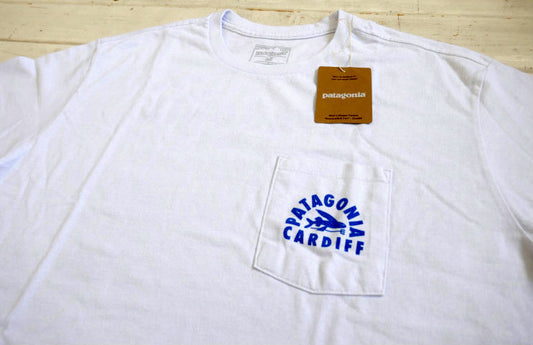 Patagonia パタゴニア カーディフ店限定 フライングフィッシュ オリジナル Tシャツ ポケットTシャツ ステッカー枚付き ホワイト サーフィン