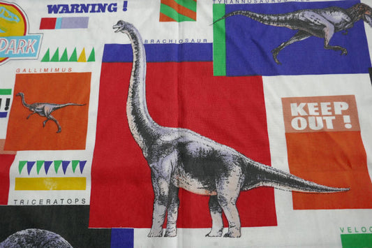ジュラシックパーク Jurassic Park ティラノザウルス トリケラトプス 恐竜柄 ユーズドシーツ(1/2) USA