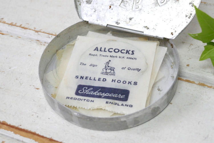 ALLCOCKS SNELLED HOOKS ヴィンテージ OLD フライフィッシング 釣り針&ライン付き パッケージ 7枚 英国