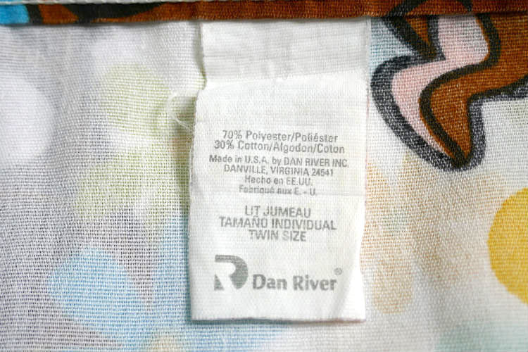 スクービードゥー クルッパー 犬 カラフル 花柄 フラワー アニメ ヴィンテージ ユーズドシーツ(フラットタイプ) USA