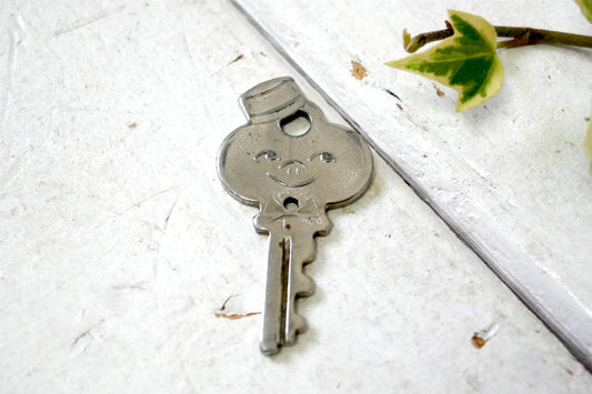 AMERICAN TOURISTER アメリカンツーリスター ベルボーイ USA キャラクター トランク スーツケース ヴィンテージ キー 鍵