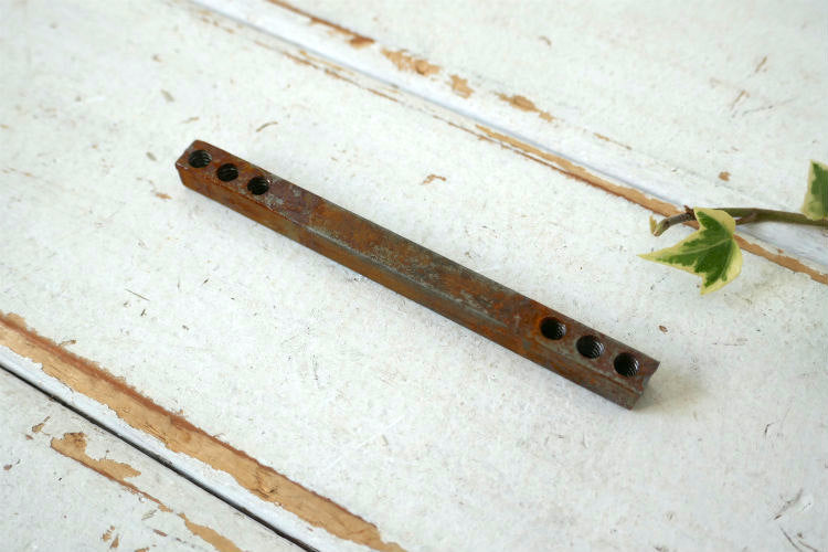 Skillman 白いペンキ付き メタル製 角座&ラッチケース アンティーク ドアノブ ドアレバー 建材 USA