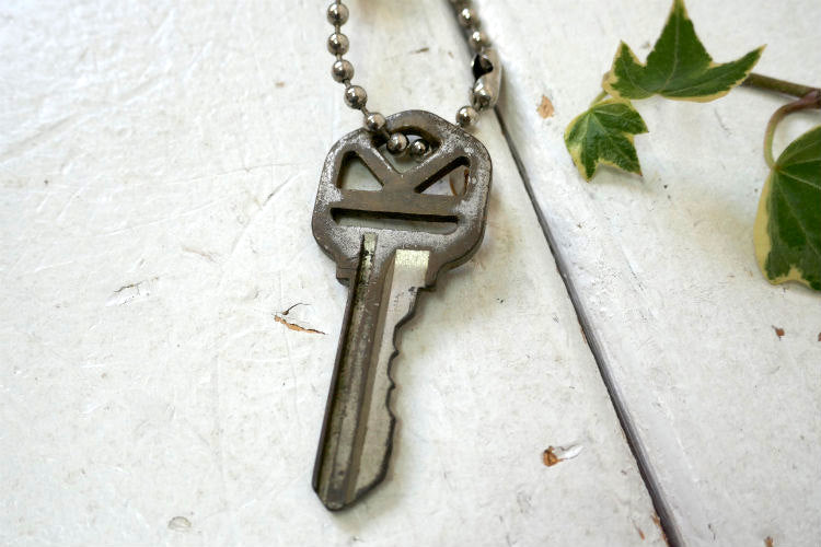 Coors クアーズ ビール ノベルティ ヴィンテージ ボトルオープナー 缶オープナー キーホルダー キーチェーン 鍵付き USA