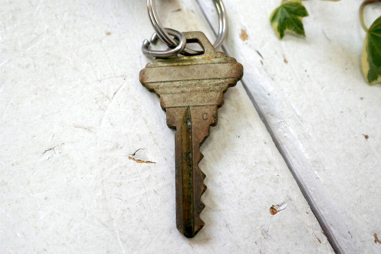 The Eagle Lock Company 真鍮製 プレート ヴィンテージ キーホルダー 鍵1本付き USA