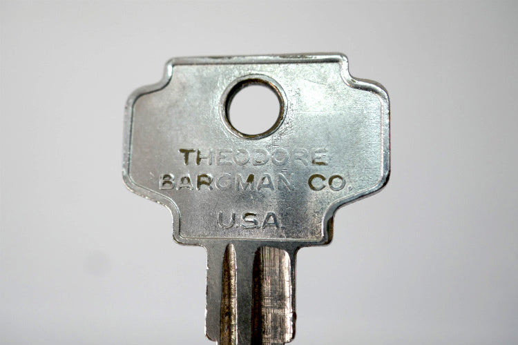1960〜1970年代 エアストリーム B THEODORE BARGMAN ビンテージ 鍵 キー アメ車 USA Key