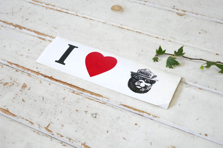 I LOVE ❤️ SMOKEY BEAR スモーキーベア ヴィンテージ ステッカー クマ シール USA アメ車 バンパーステッカー