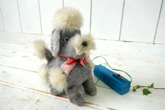 1960y Fifi The Begging プードル 犬 歩行 お座り 電池式 米澤玩具 ヴィンテージ おもちゃ TOY 里帰り品