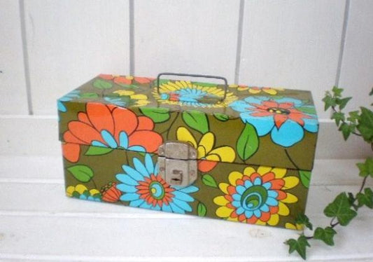 カラフル&ポップな花柄・ヴィンテージ・スチールケース/工具箱 USA
