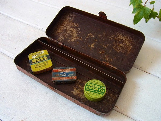 小さなヴィンテージ・ツールケース/工具箱/工具ケース USA