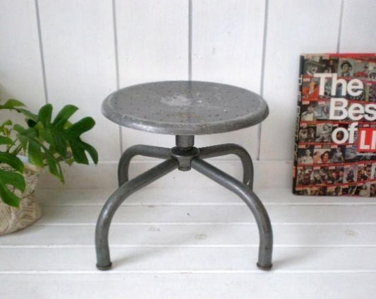 USA UNION MADE・スチール製・ヴィンテージ・回転スツール