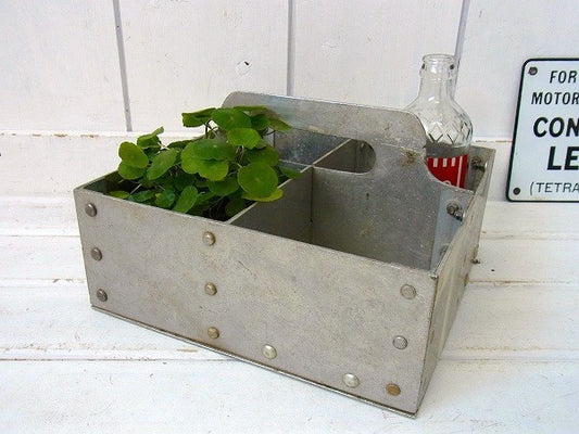 スチール製・仕切り付き・ヴィンテージ・ツールボックス/スチールバスケット USA