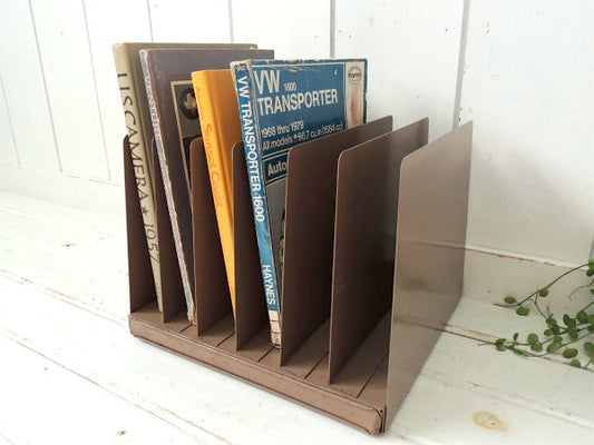 US インダストリアル・メタル・ビンテージ・書類スタンド ブックスタンド 仕切り 工業系