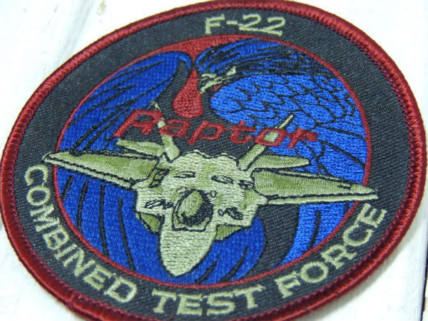 【F-22・ラプター】USA・戦闘機・エアフォース・ミリタリー・刺繍・ワッペン・ステルス機