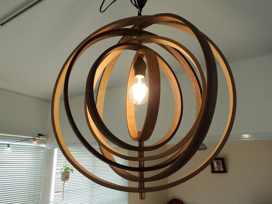 Avis Design カリフォルニア 6連 ペンダントランプ 木製 照明 ライト フープランプ インテリア USA