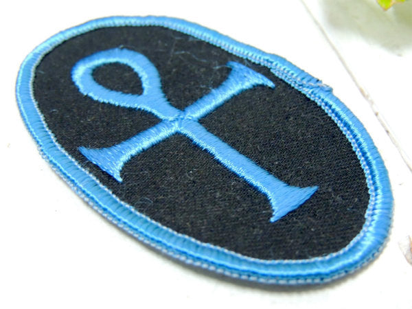 【青い十字架・クロス】ヴィンテージ・刺繍ワッペン・デッドストック・ファッション