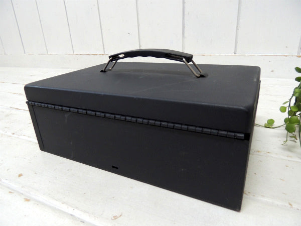 【ブラックカラー】2段式・メタル製・ヴィンテージ・キャッシュボックス・金庫・持ち手ハンドル付き