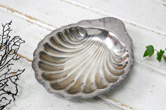 【ONEIDA】シルバープレート・シェル型・ヴィンテージ・トレイ・ソープディッシュ・キャンデイトレイ