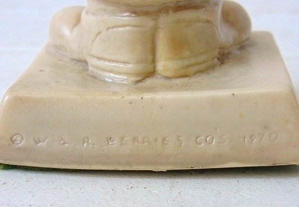 ルーペを持った男性の1970年製・ヴィンテージ・メッセージドール/人形 USA