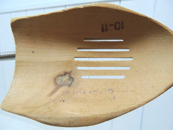 Nevco 西ドイツ製 10-11サイズ WEST GERMANY ヴィンテージ 雑貨 木製 シューキーパー シューツリー 靴