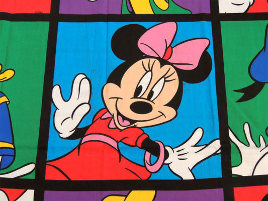 【ミッキー&フレンズ】ディズニー・パネル柄・大柄プリント・ヴィンテージ・カーテン・生地