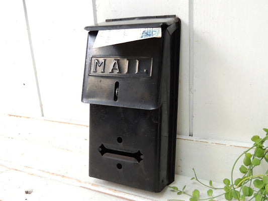 【MAIL】黒色・ティン製・アンティーク・メールボックス/郵便受け/ポスト USA