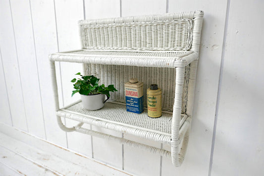 ウィッカーシェルフ タオルハンガー シャビー ホワイト ヴィンテージ 飾り棚 ウォール シェルフ USA