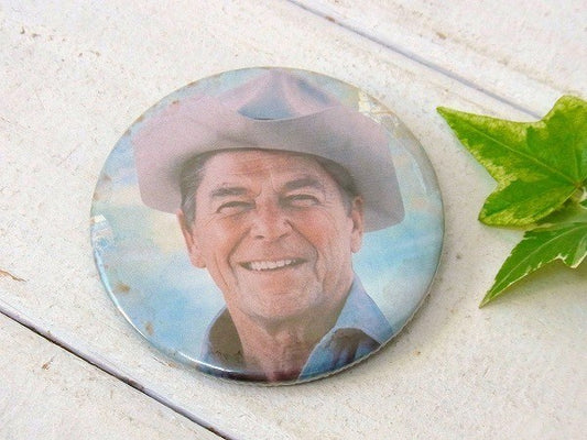 REAGAN レーガン大統領 アメリカビンテージ 缶バッジ USA 政治家 ファッション