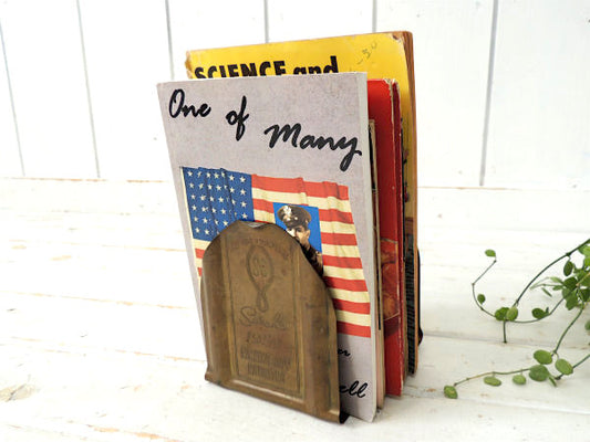 【ACADEMY AWARD】1959年・真鍮製・ヴィンテージ・ブックエンド・ブックスタンド USA