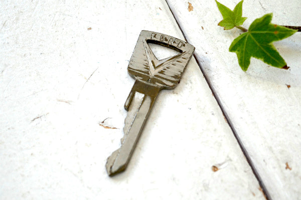 FORD フォード A 1950's アメ車・ビンテージ・自動車 キー・US キーホルダー KEY