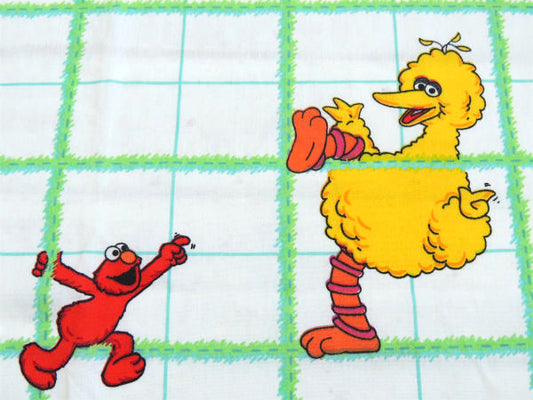 【セサミストリートの仲間たち】ビッグバード&アーニー&エルモ・チェック柄・ユーズドシーツ(フラット)