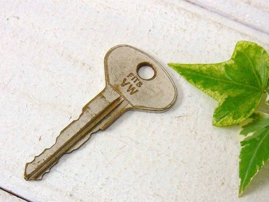 【VW】フォルクスワーゲン ドイツ/アメリカ・ビンテージ・自動車キー・USA