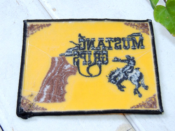 マスタング GRIPS ピストル&銃&ガン ッドストック ヴィンテージ・ワッペン・刺繍ワッペン・US