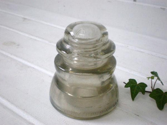 USA Armstrong’s・ガラス製アンティーク・インシュレーター/碍子