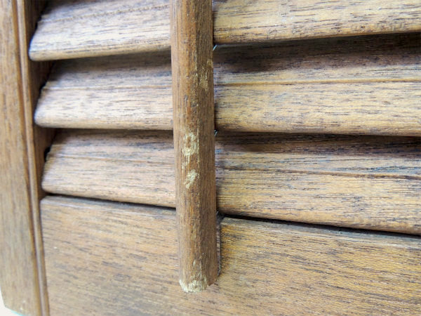 木製・白いペンキ付き・アンティーク・ウッドシャッター・ルーバー・ヴォレー・建具 USA