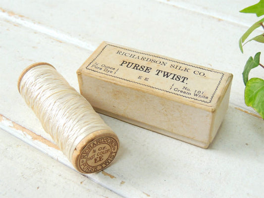 【RICHARDSON SILK CO】箱付き・シルク糸付き・アンティーク・木製スプール/糸巻き