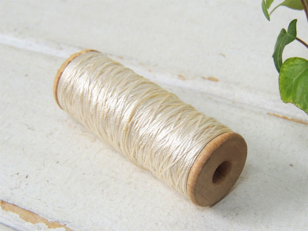 【RICHARDSON SILK CO】箱付き・シルク糸付き・アンティーク・木製スプール/糸巻き