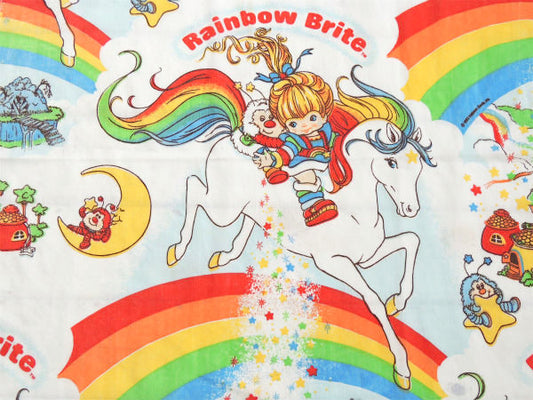 【レインボーブライト】虹&レインボーランド柄・80'sヴィンテージ・ユーズドシーツ(ボックスタイプ)