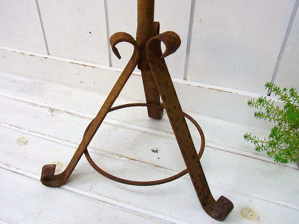 シャビーなアイアン製・アンティーク・ポットスタンド/フラワースタンド USA